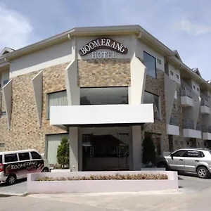 Hotel Boomerang, Angeles